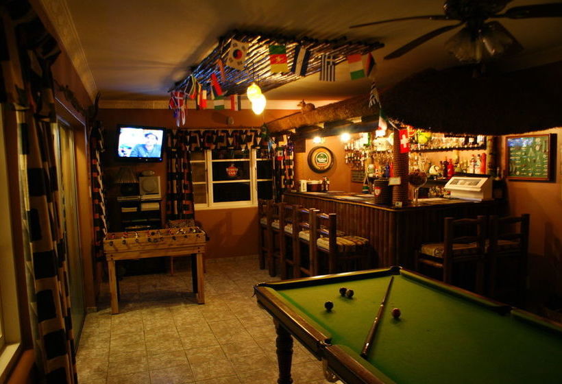 פנסיון Africa Regent Guest House