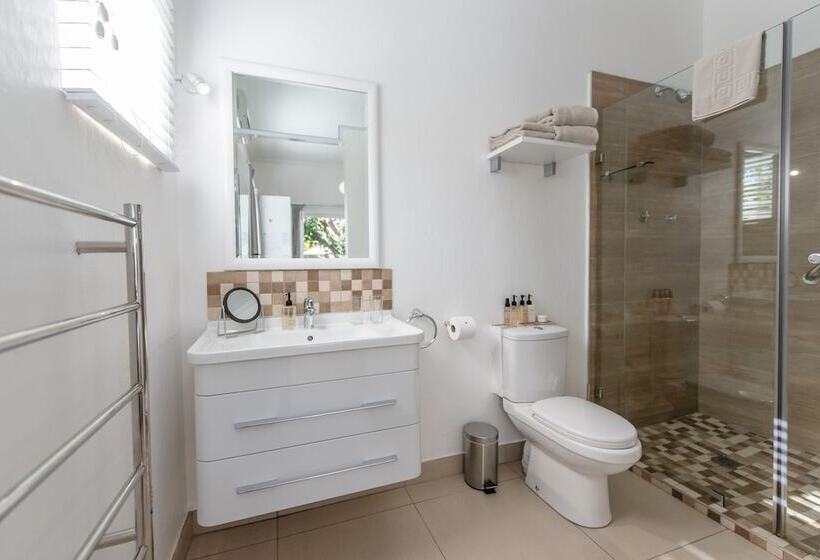 بنسيون Ballinderry The Robertson Guest House