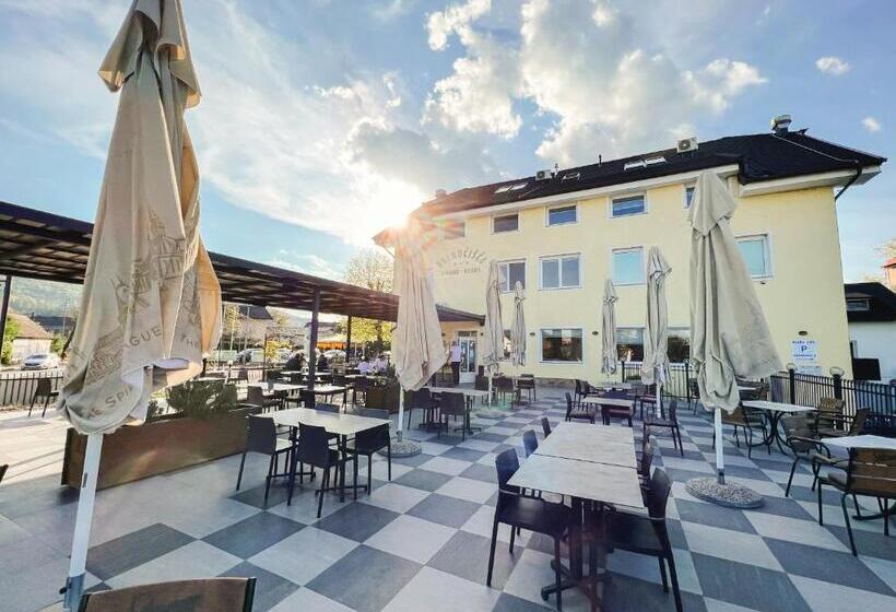 پانسیون Guest House Mlada Lipa