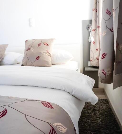 پانسیون Guest House Mlada Lipa