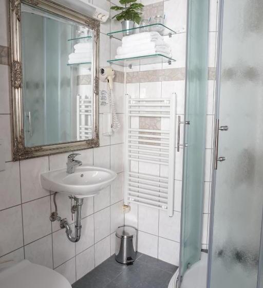 پانسیون Guest House Mlada Lipa