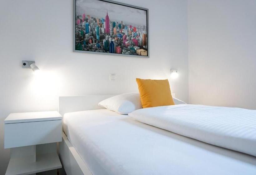 پانسیون Guest House Mlada Lipa