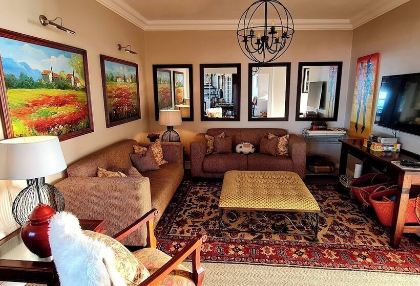 پانسیون On The Beach Guesthouse Jeffreys Bay