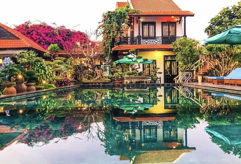 استراحتگاه Betel Garden Villa