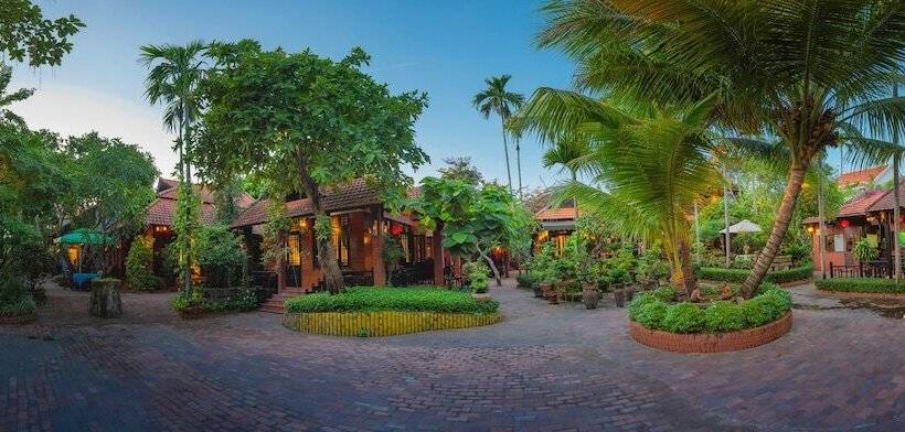 استراحتگاه Betel Garden Villa