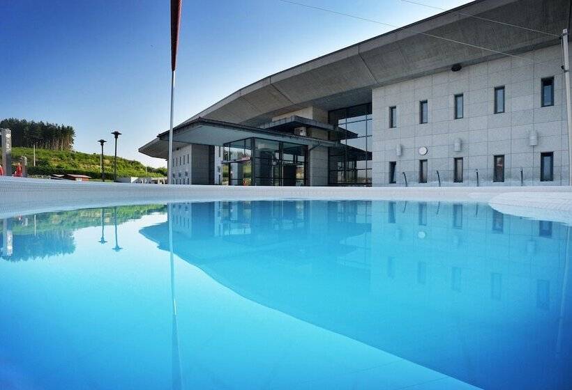 リゾートホテル Hunguest Saliris