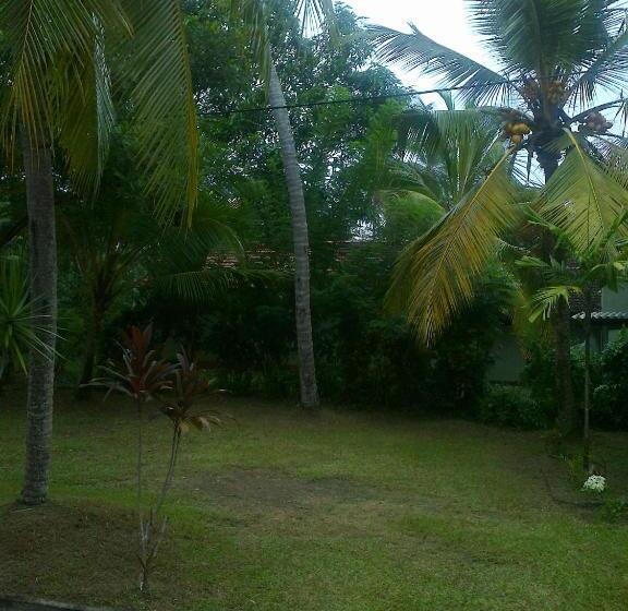 Курорт Roman Beach