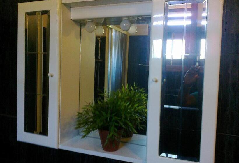 Курорт Roman Beach