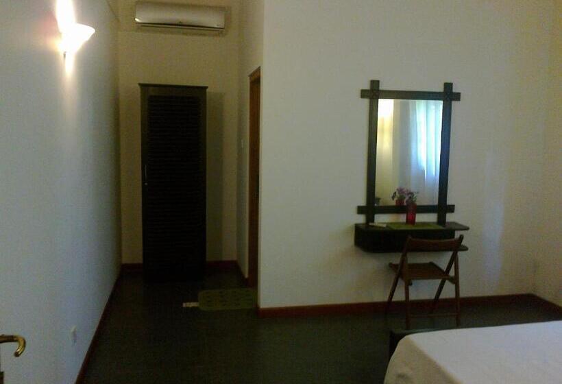 Курорт Roman Beach