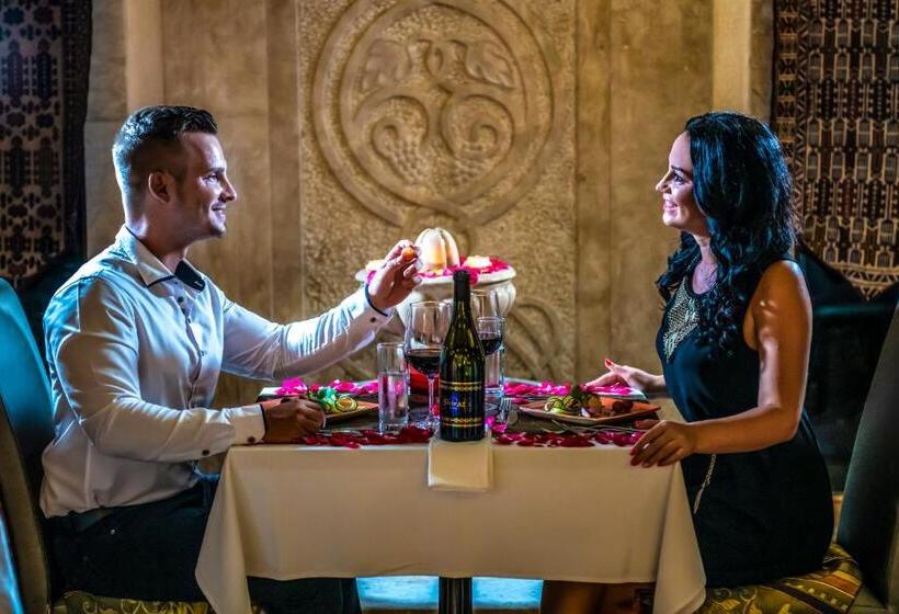 Mesés Shiraz Hotel Superior Adults Only