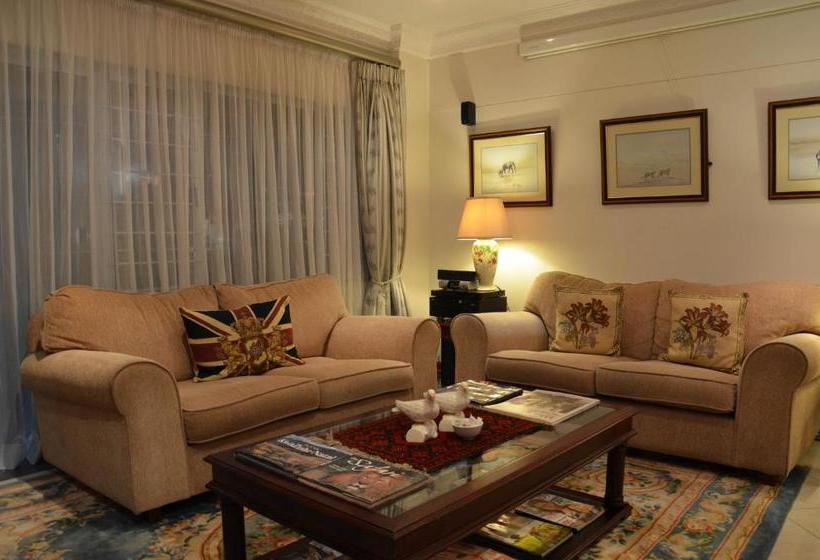 The Sandringham Bed & Breakfast And Self Catering