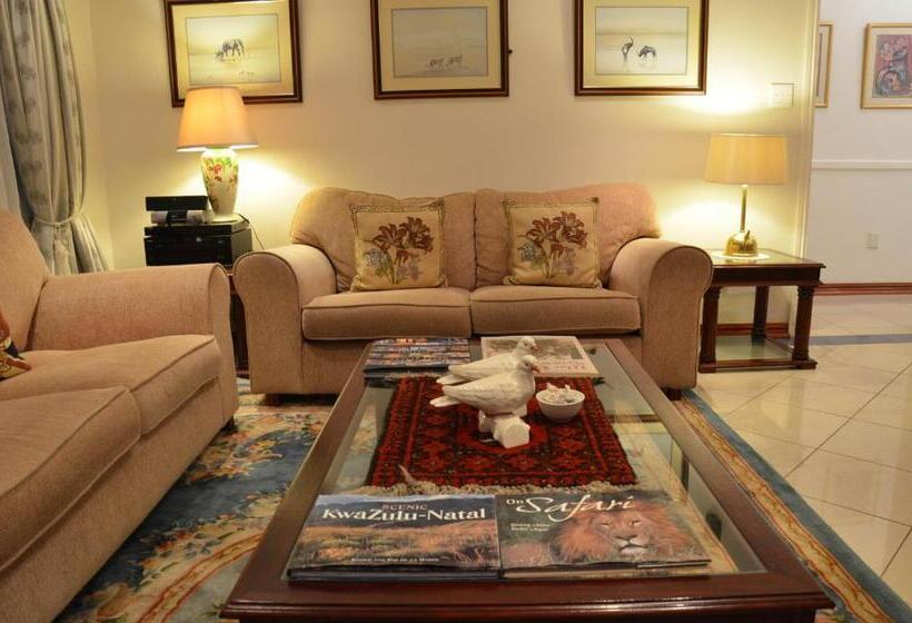 The Sandringham Bed & Breakfast And Self Catering