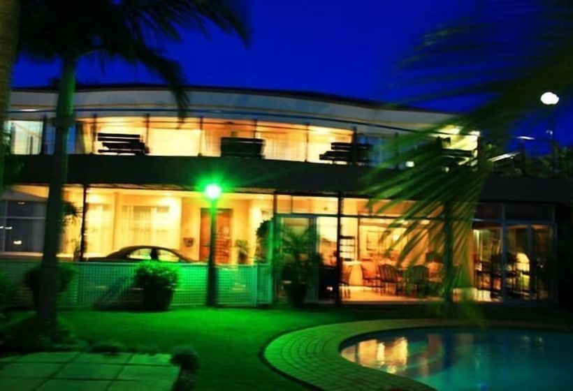 The Sandringham Bed & Breakfast And Self Catering