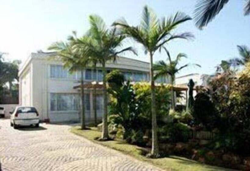 The Sandringham Bed & Breakfast And Self Catering