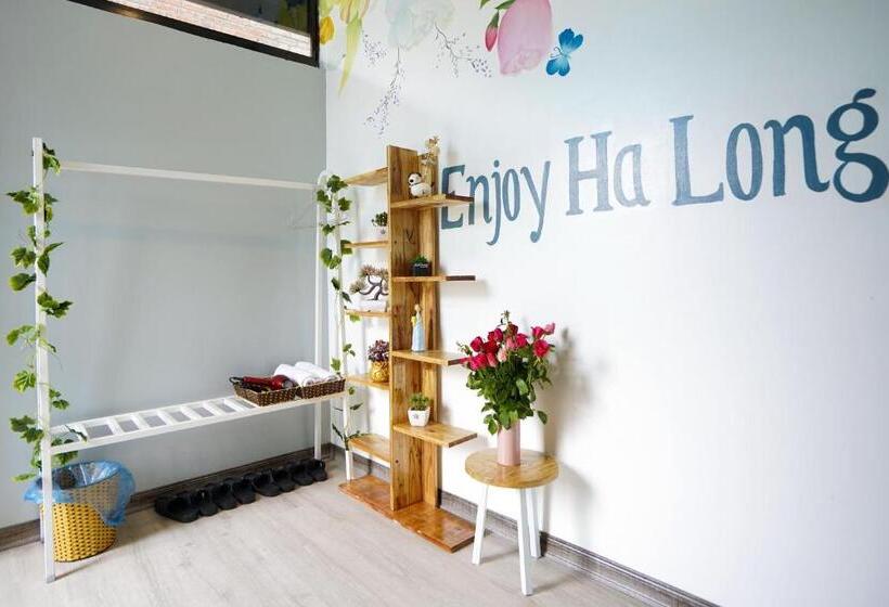 5 To 10 Bedrooms Houses