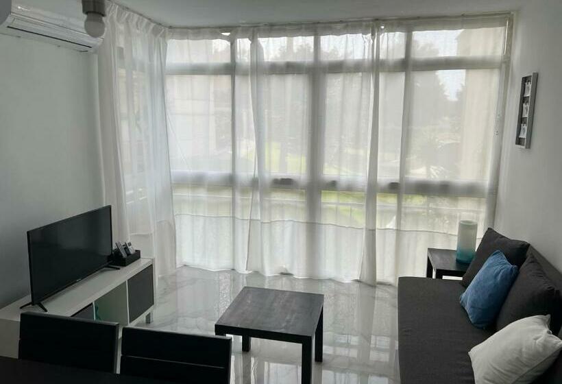 Apartamento Con Piscina Y Barbacoa