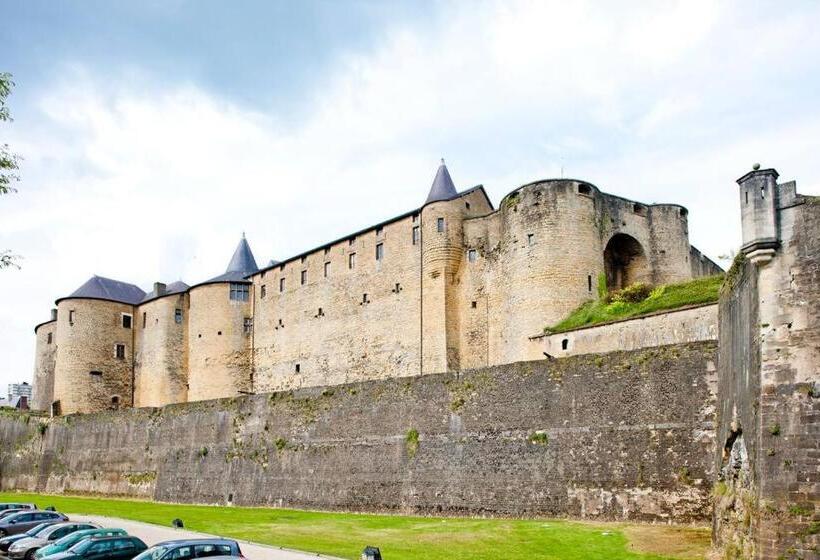 Appartement Chaleureux , Cosy, Bien équipé Et Bien Placé