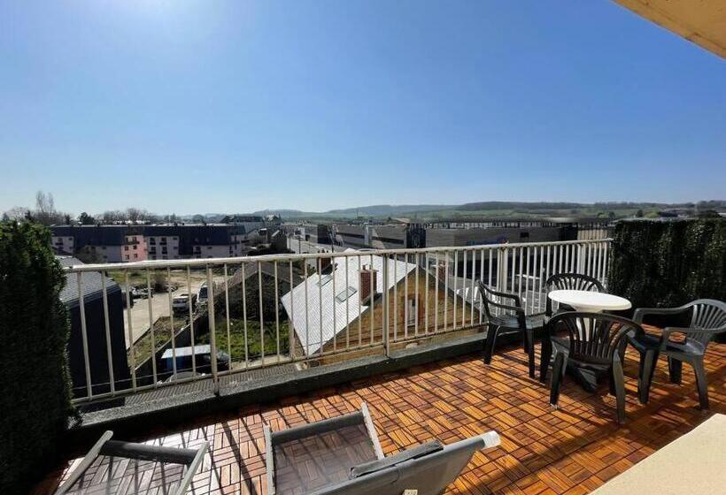 Appartement Chaleureux , Cosy, Bien équipé Et Bien Placé