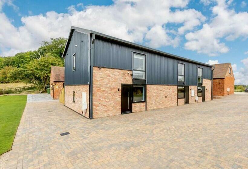 Buck Cottage Disabled Adapted 3 Bed Cottage