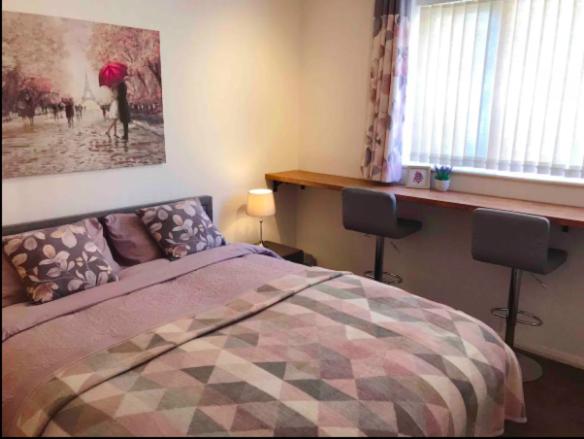 Central Beautiful Renovated Flat Incl Parking