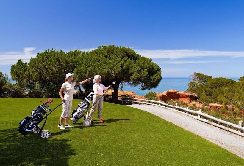 Charming 3 Bed Villa With Pool In Olhos De Agua