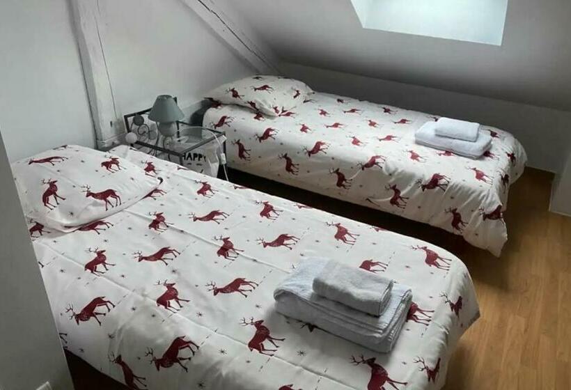 House With Terrace Near The Lake Gérardmer