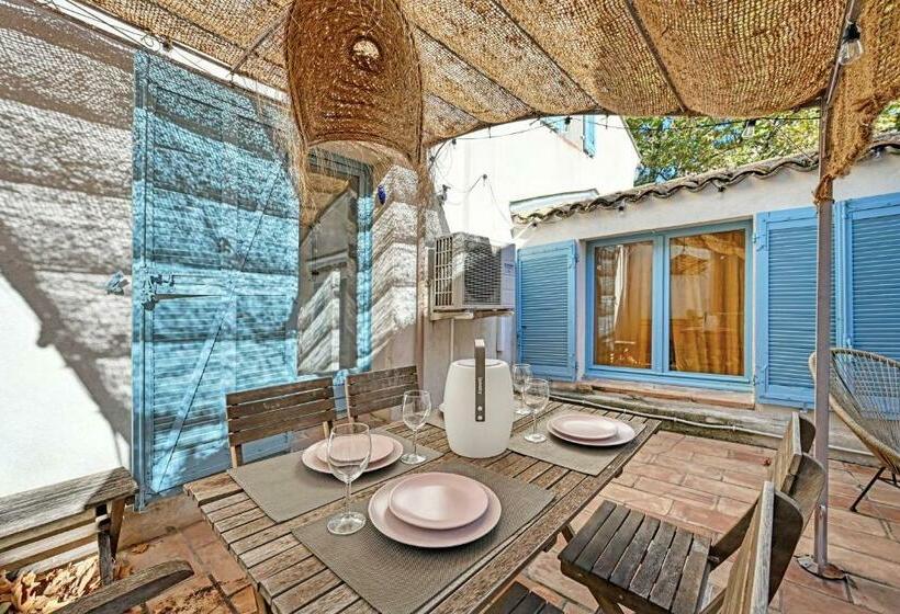 La Terrasse Des Carmes   Terrasse   Ac Clim   Spacieux