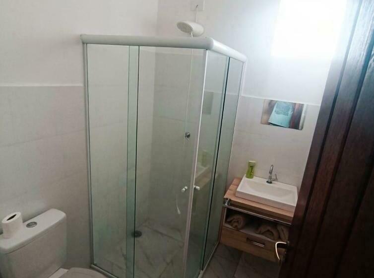 Locação Ilhabela  Chalés Do Ademir