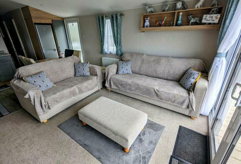 3 Bedroom Superior Caravan