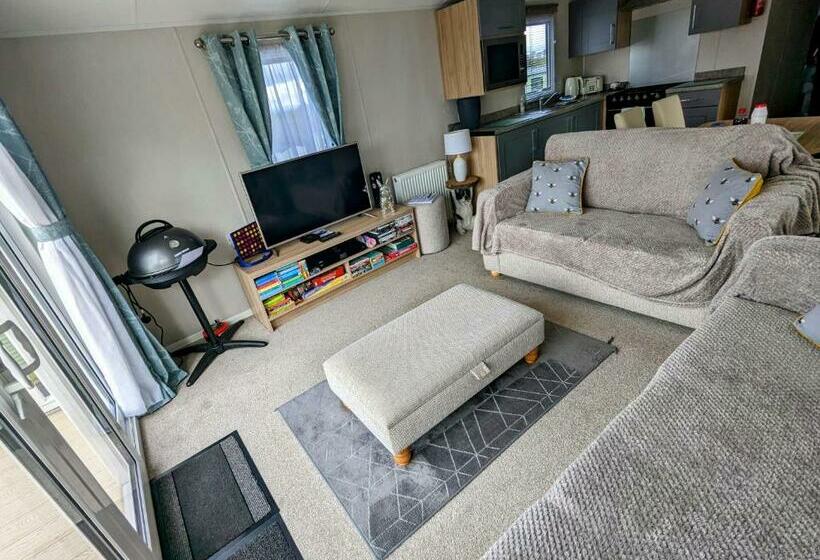 3 Bedroom Superior Caravan