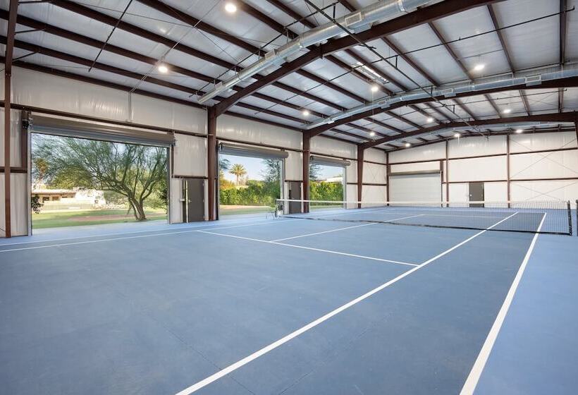 Starlight Estate By Avantstay 26 People Architectual Mansion W Pool Tennis Court Game Room