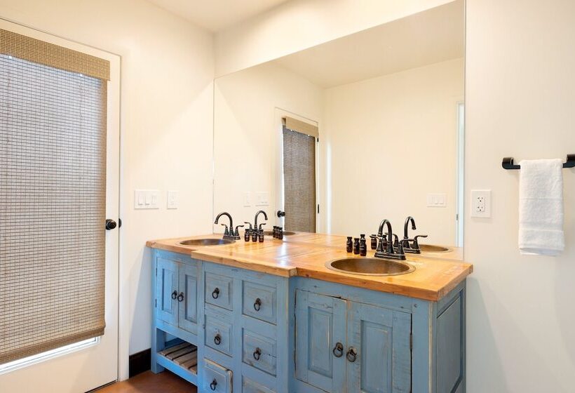 Starlight Estate By Avantstay 26 People Architectual Mansion W Pool Tennis Court Game Room