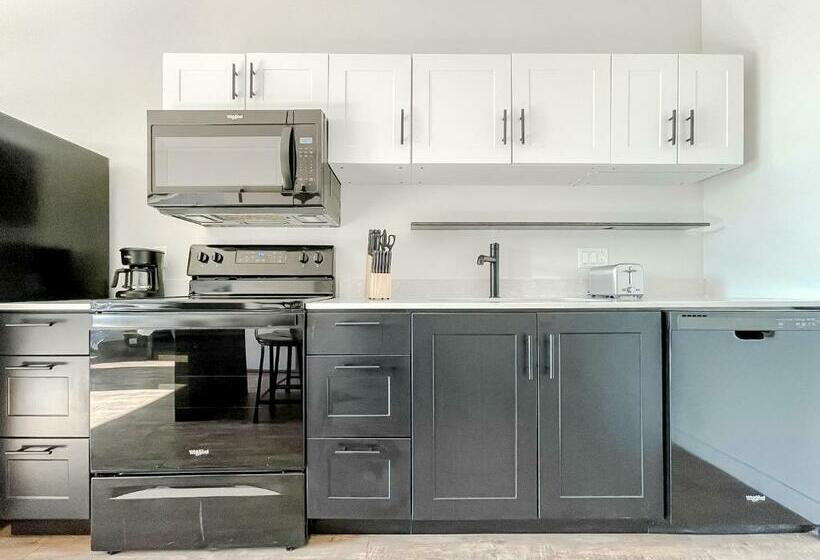 Sleepover 1bd 1ba Downtown Bowling Green Apartments