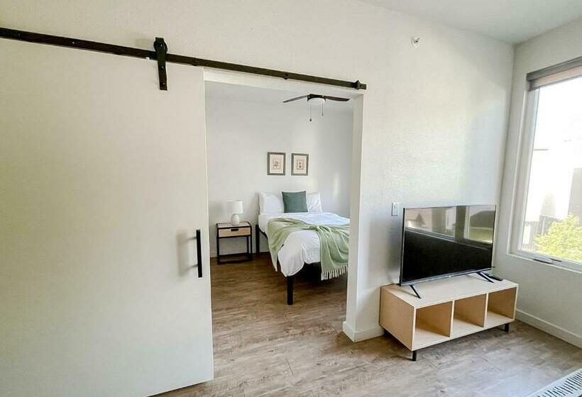 Sleepover 1bd 1ba Downtown Bowling Green Apartments