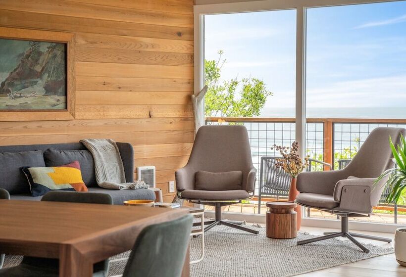 Sunset Cove By Avantstay Beachfront W Balcony