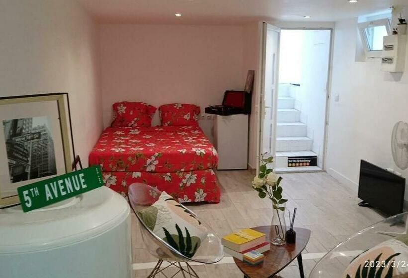 Superbe Et Vaste Logement Avec Wifi Gratuit