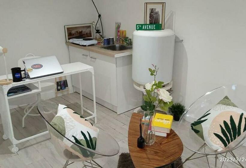 Superbe Et Vaste Logement Avec Wifi Gratuit