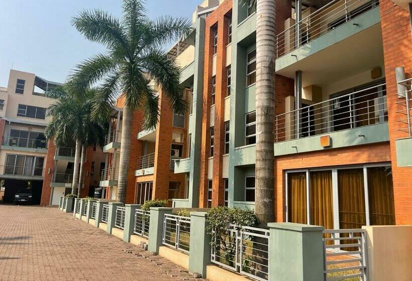 Unit 5, Capella Place