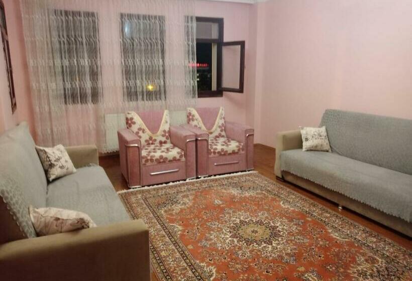 Yalincak Ki̇ralik Dai̇re