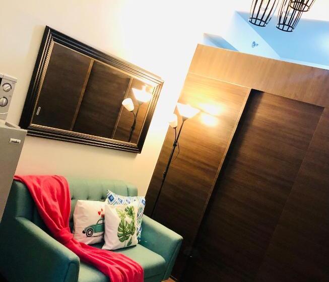 Air Residence 1br With Balcony Free Netflix And Disney Plus