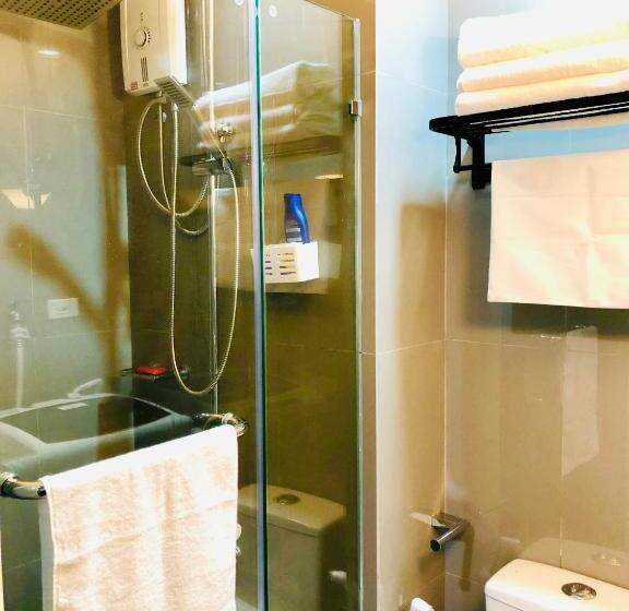 Air Residence 1br With Balcony Free Netflix And Disney Plus