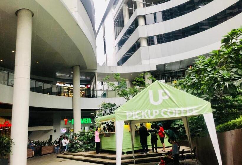 Air Residence 1br With Balcony Free Netflix And Disney Plus