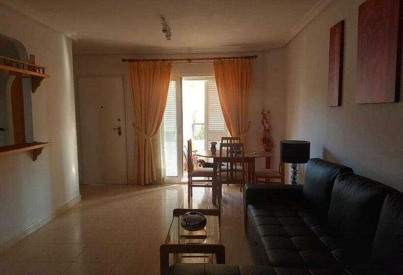 Apartamento En Mil Palmeras Ref. 052