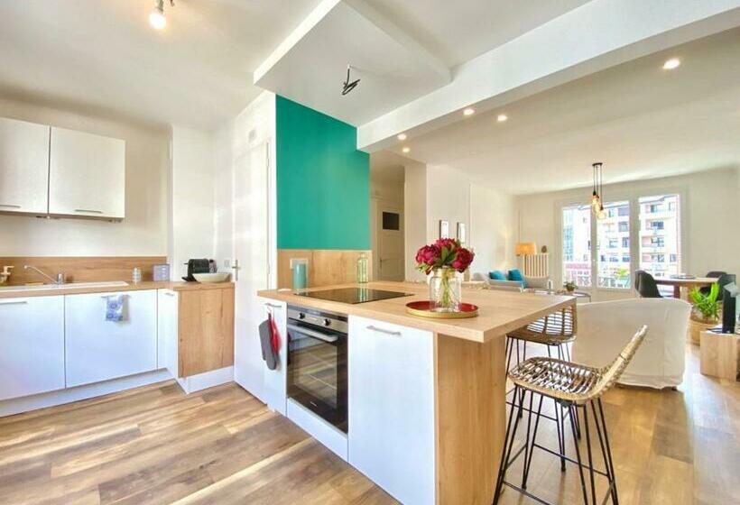 Charmant T3 Rénové En Centre Ville D Annecy Avec Balcon, Ascenseur Et Parking Privé Fr 1 432 83