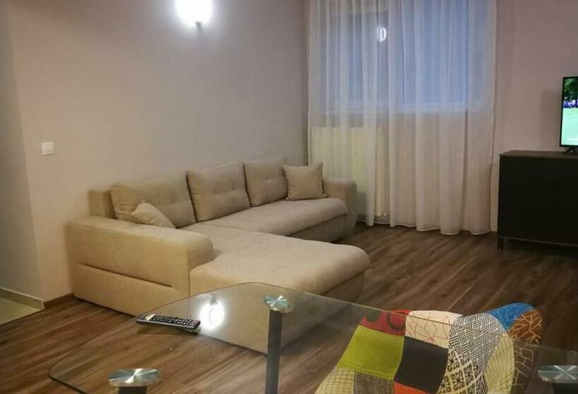 Best Aparthotel Ever! Next To Airport Otopeni