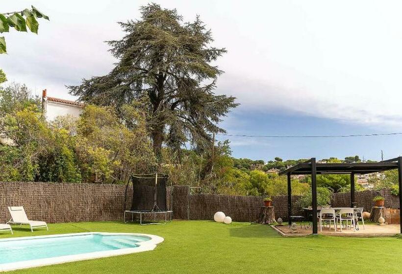 Casa Can Roura