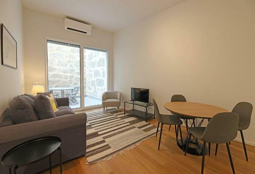 Flh Gaia Homey Flat With Pateo Iii