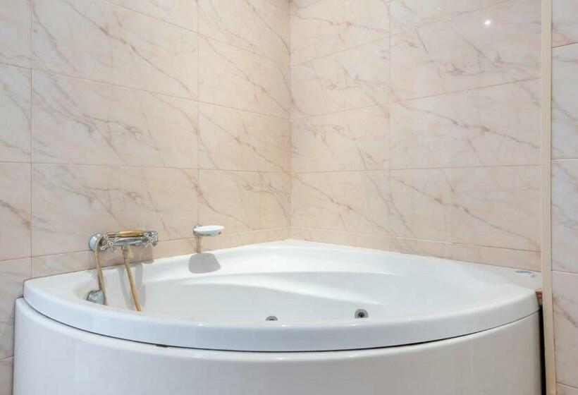 Global Ardiaca   500 M To The Beach