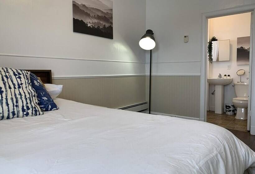 Gorgeous 1 Bedroom Condo Location Wifi