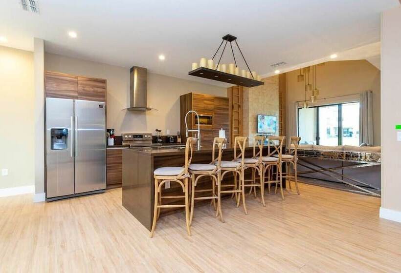 Wonderful 4 Bd Near Disney @magicvillage 3092